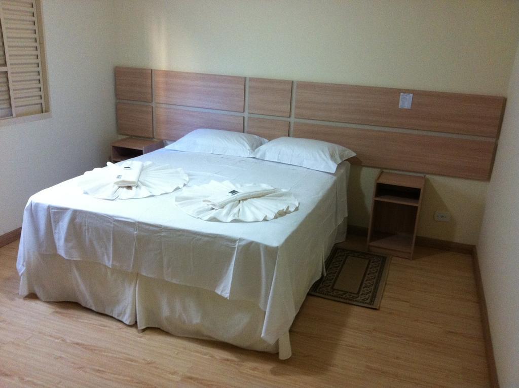 Hotel Perez Pouso Alegre Zewnętrze zdjęcie