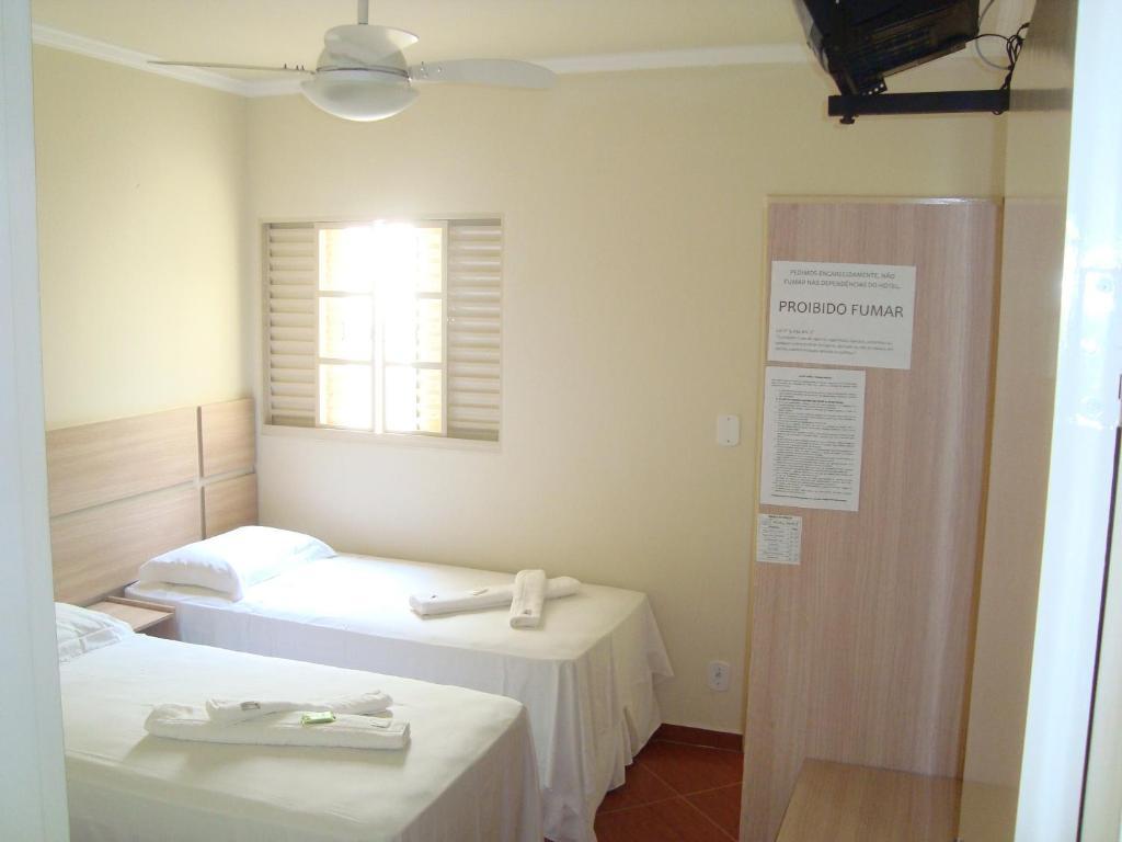 Hotel Perez Pouso Alegre Pokój zdjęcie